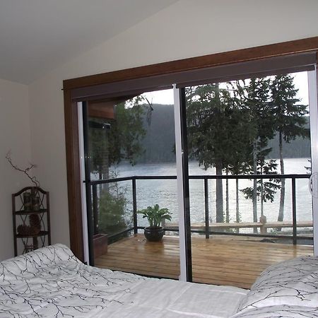 Wild Coast Chalets Port Renfrew Buitenkant foto