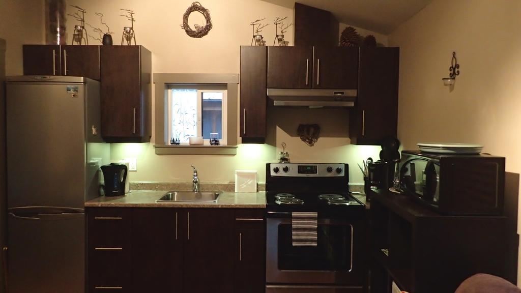Wild Coast Chalets Port Renfrew Kamer foto
