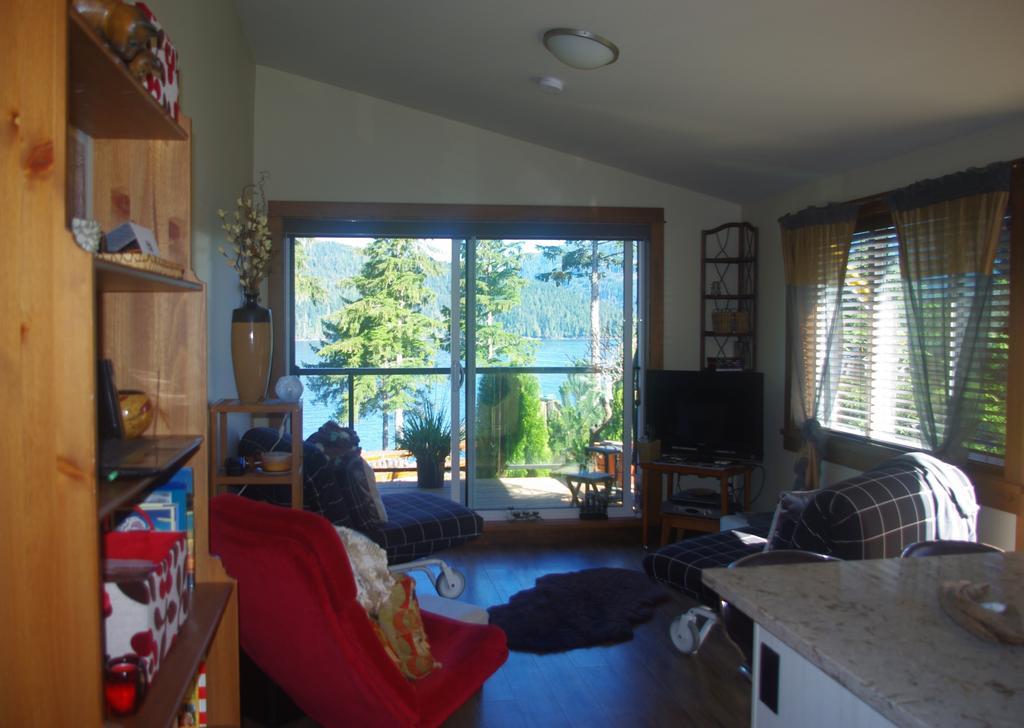 Wild Coast Chalets Port Renfrew Kamer foto