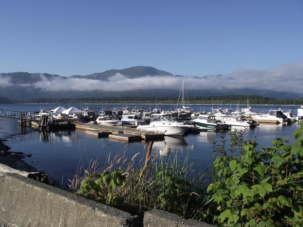 Wild Coast Chalets Port Renfrew Buitenkant foto